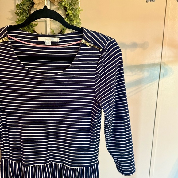 Boden Janie Day Striped Dress with shoulder zipper detail Size 8 - Picture 3 of 8